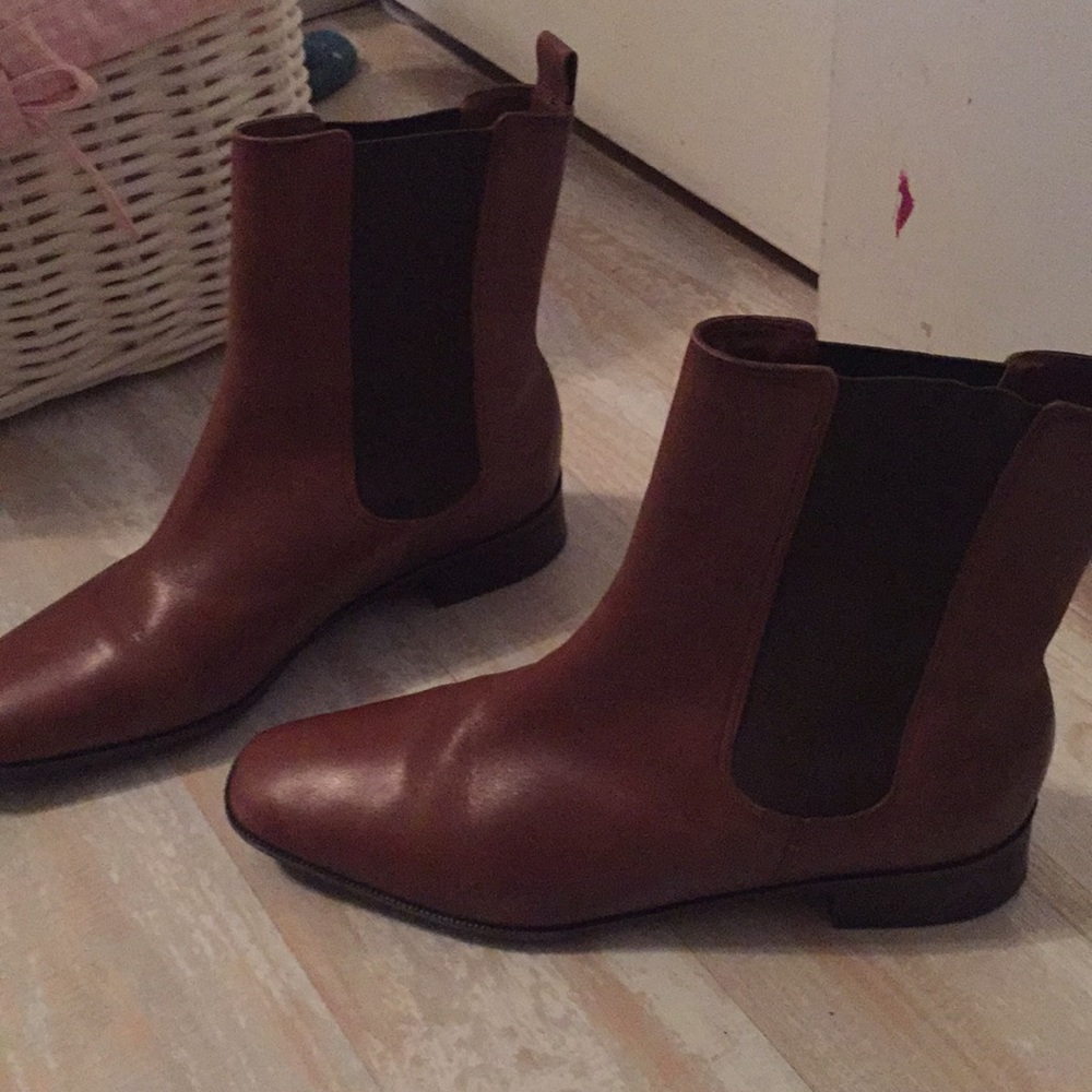 Brown leather ankle boots